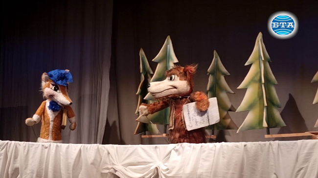 Кукленият театър в Ямбол ще зарадва децата с премиерния си коледен спектакъл „Стихотворението“