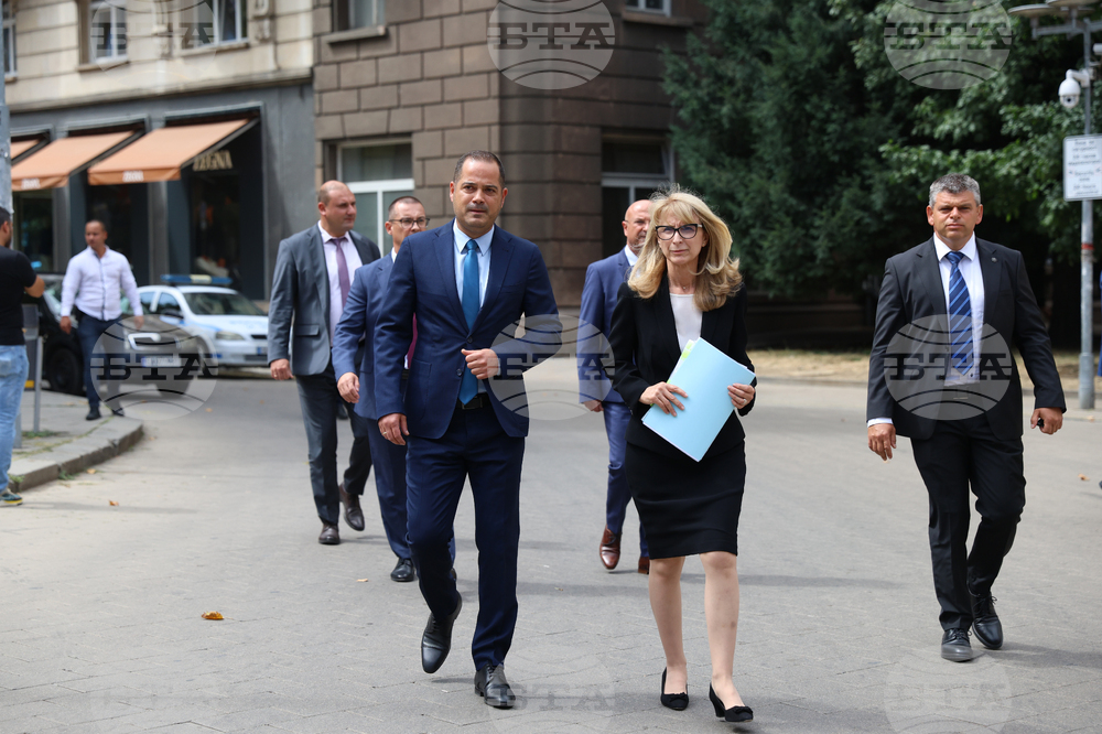 Калин Стоянов - Горица Грънчарова-Кожарева - брифинг