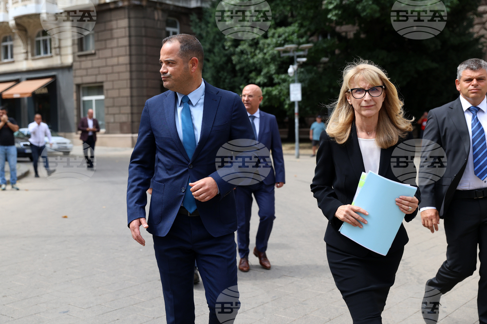 Калин Стоянов - Горица Грънчарова-Кожарева - брифинг