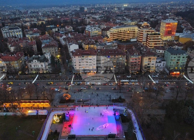 София открива Ледения парк в сряда