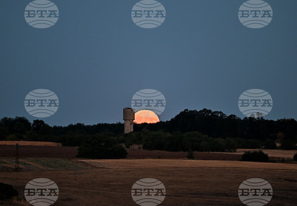 Село Тодорово - пълнолуние - супер Луна