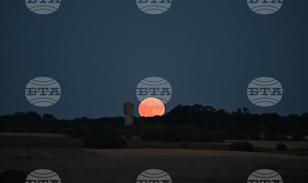 Село Тодорово - пълнолуние - супер Луна