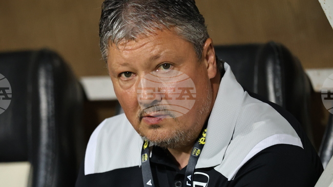 Легендата на българския футбол Любослав Пенев е приет по спешност в германска клиника, където се бори с онкологично заболяване