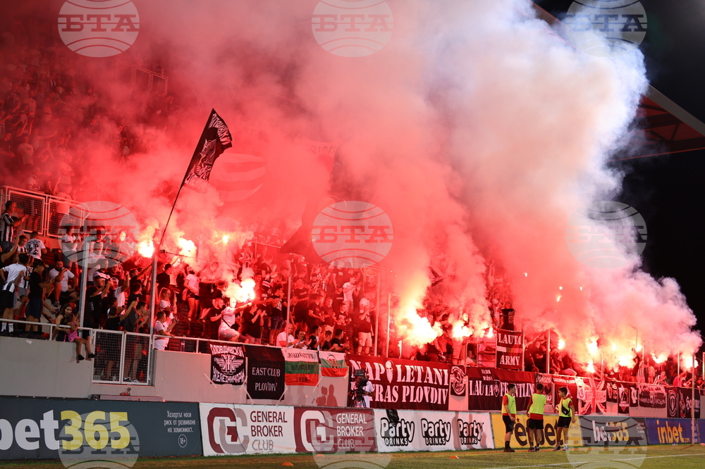 Пловдив - футбол - „Локомотив“ Пловдив - „Черно море“