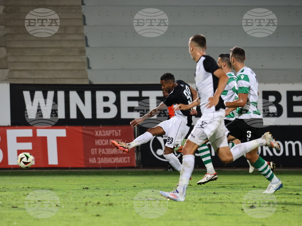 Пловдив - футбол - „Локомотив“ Пловдив - „Черно море“