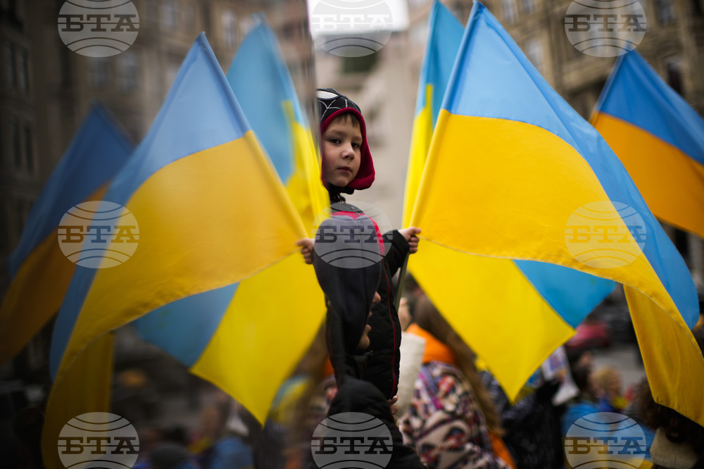 Турция е евакуирала досега 13 719 свои граждани от Украйна