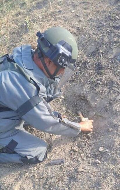 Министерство на отбраната: Военнослужещи от Сухопътните войски унищожиха невзривени боеприпаси, открити в град Раковски