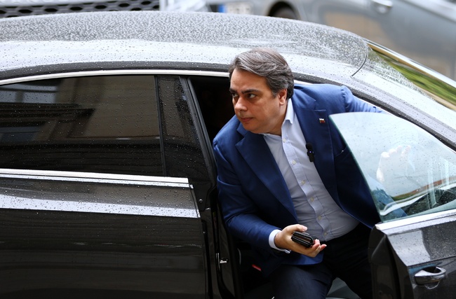Parliament's Presiding Body Is Meeting, Said Assen Vassilev of CC-DB
