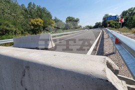 Първомай - нов мост - строителство - удължен срок