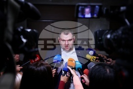 Народно събрание - Делян Пеевски - пресконференция