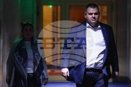 Народно събрание - Делян Пеевски - пресконференция