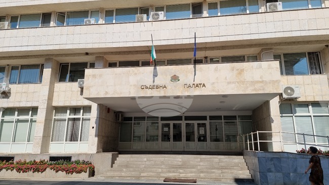 Осем години лишаване от свобода получи мъж за изнудване и заплахи за насилие 