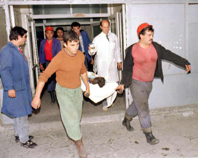 На 1 септември 1997 г. при авария в мини „Бобов дол“, рудник „Иван Русев" загиват 11 души и над 25 са ранени