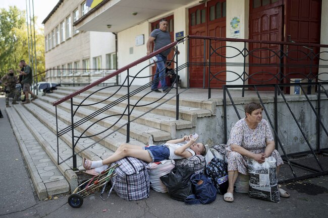 Украйна ще се нуждае догодина от 12-15 милиарда долара повече чуждестранна помощ от очакваното, каза правителството