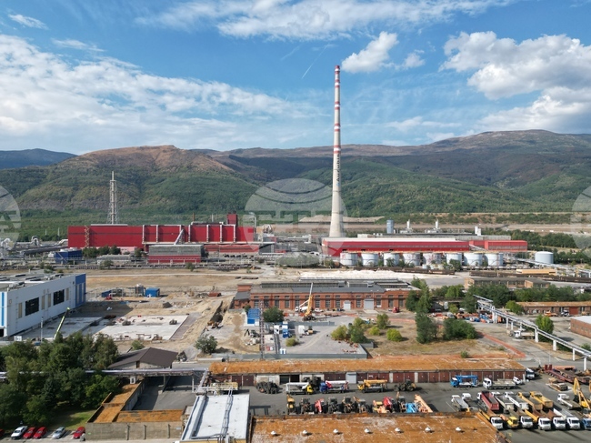 "Аурубис" модернизира медодобивния си завод в България