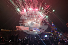 Пазарджик - коледни светлини - илюминации