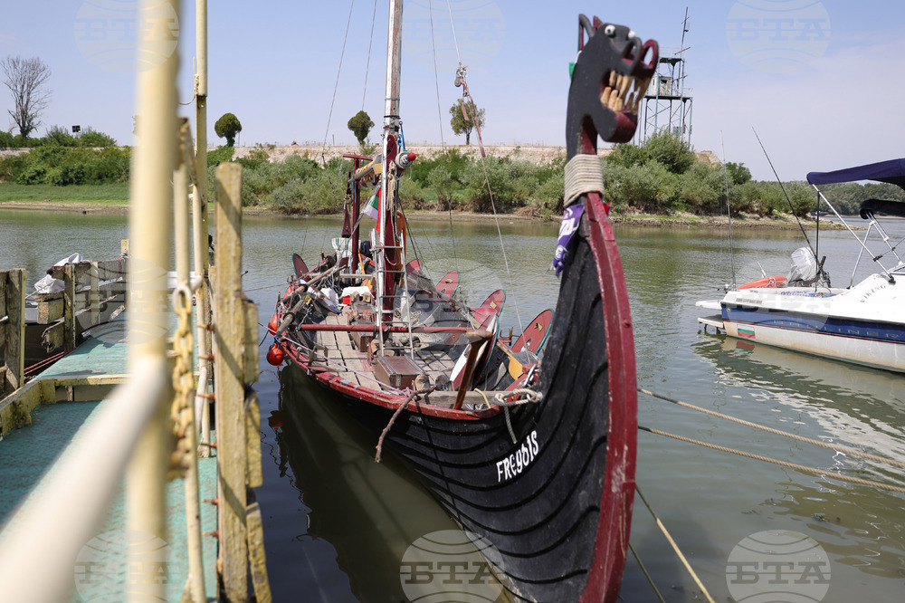 Viking Boat Replica Is on Danube Tour as It Reaches Ruse