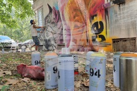 Бургас - жилищен блок - графити инициатива