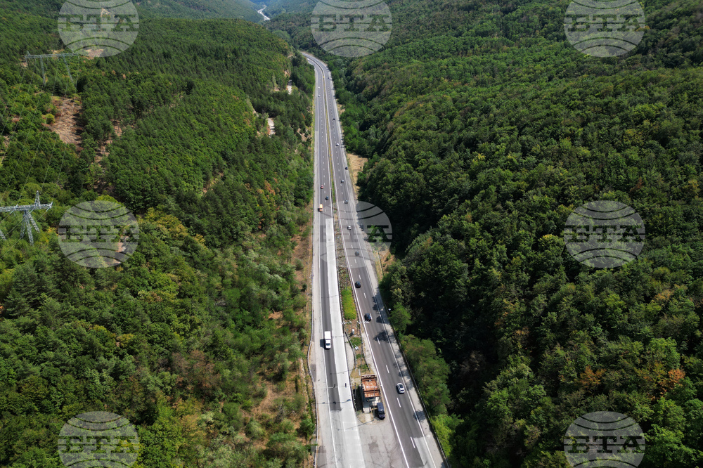 АМ „Тракия“ - тунел „Трaянови врата“ - трафик