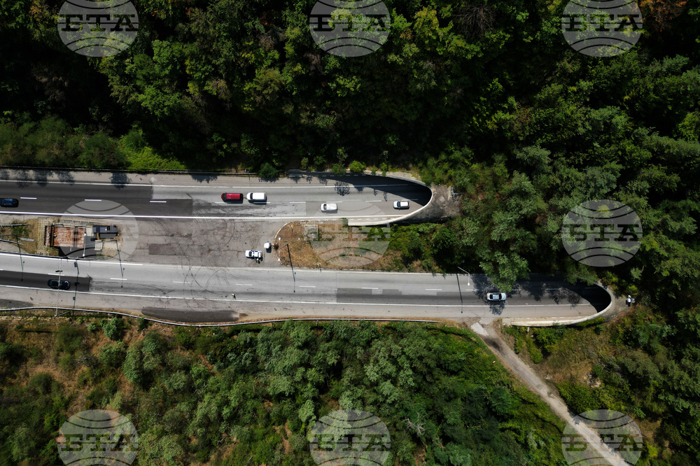 АМ „Тракия“ - тунел „Трaянови врата“ - трафик