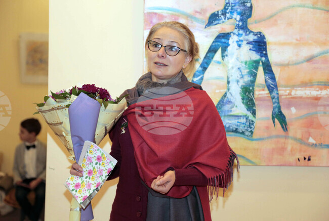 Каварна – изложба – Велина Христова