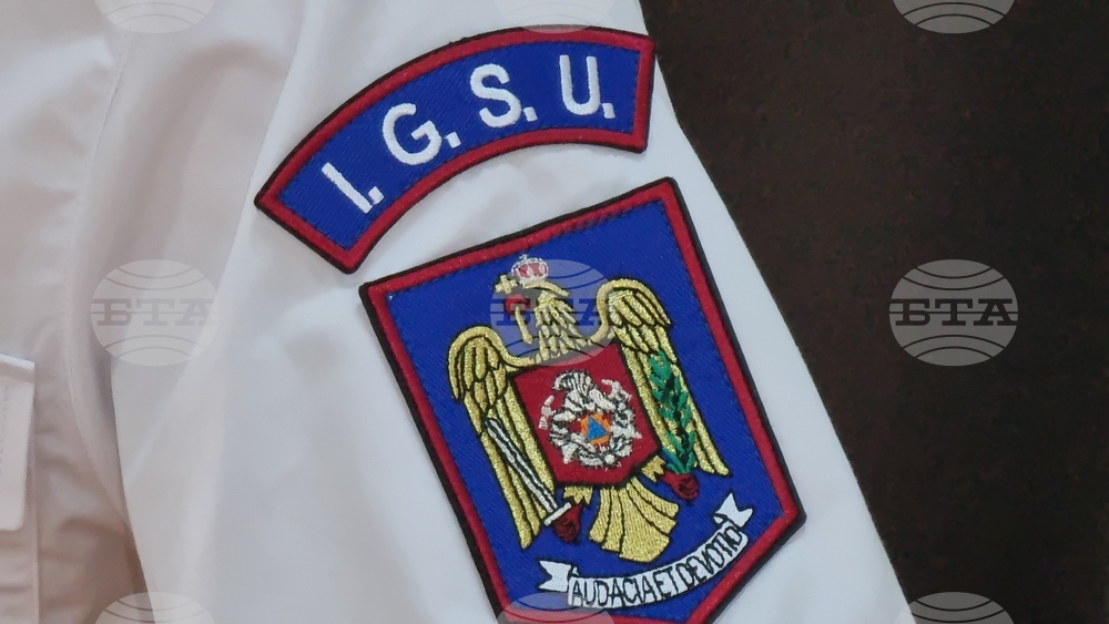 Седемнайсет души са приети в болница след катастрофа между автобус и камион в Североизточна Румъния