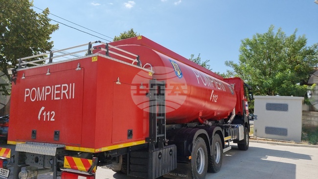 Шлеп и две лодки се сблъскаха в река Дунав в района на румънския окръг Долж; двама души са в неизвестност