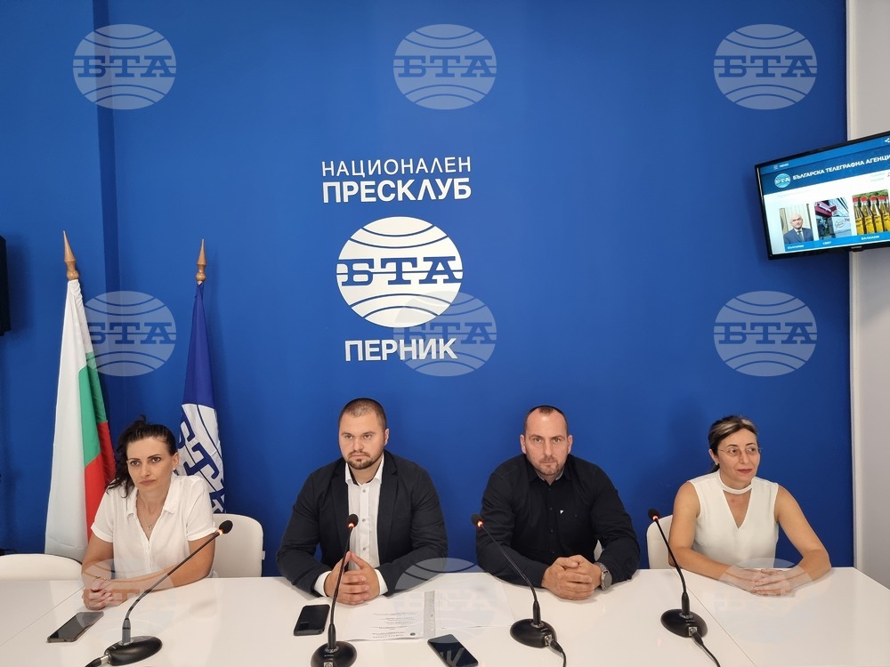 Конкурсът за директор на театъра в Перник е преминал при скрит и неявен начин, смята общинският съветник от "Възраждане" Радослав Червенков