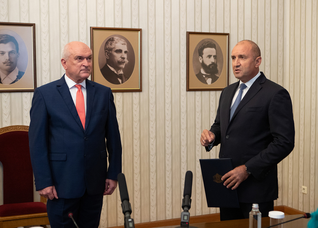 Румен Радев: Задължително условие за успеха на следващото служебно правителство е държавата да противодейства на уродливото явление на купения и контролиран вот