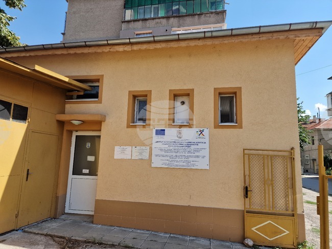 Сто човека в Търговищко получават грижи в домашна среда по проект на Общината