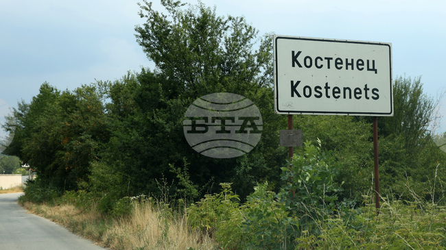 Шофьор на автомобил е починал вследствие на катастрофа в град Костенец