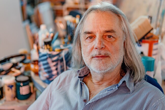 Община Стара Загора: Известният старозагорски творец Валентин Дончевски представя в София експозиция от рисунки „Рефлексии“