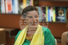 Стихосбирка „Самоопределения“ - Цвета Михайлова - представяне