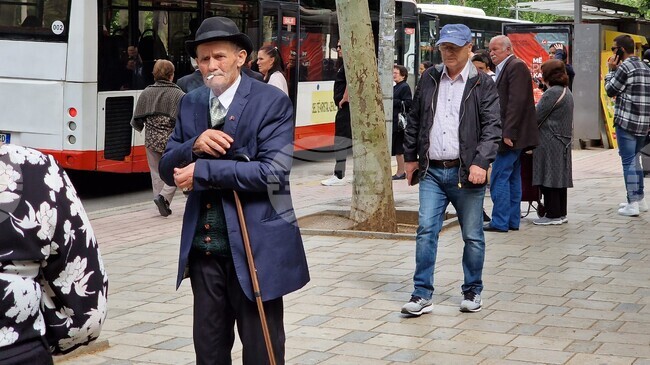 Албанският премиер Еди Рама обеща петкратно увеличение на пенсиите до 2030 г.
