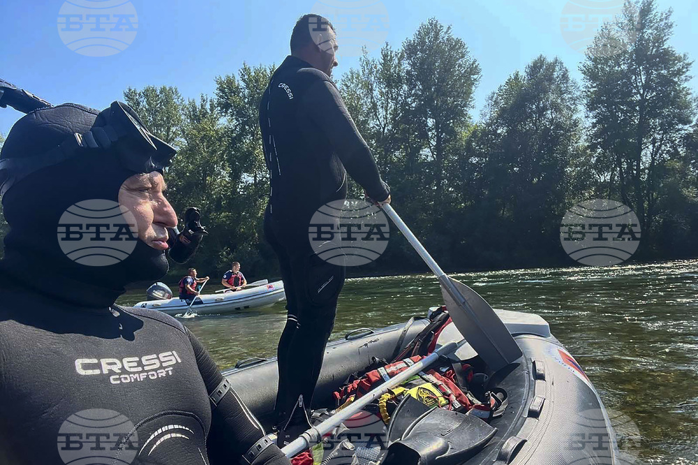 Единадесет станаха жертвите при преобръщането на лодка с мигранти между Босна и Сърбия
