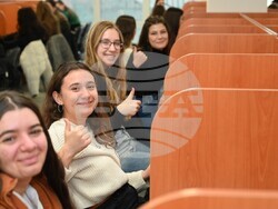 Снимка: Пресцентър УНСС - кандидат-студентската кампания със състезание по счетоводство 