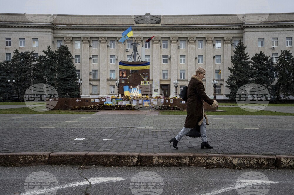 Най-малко четирима са вече убитите при днешните руски удари в Херсонска област, съобщиха местните власти