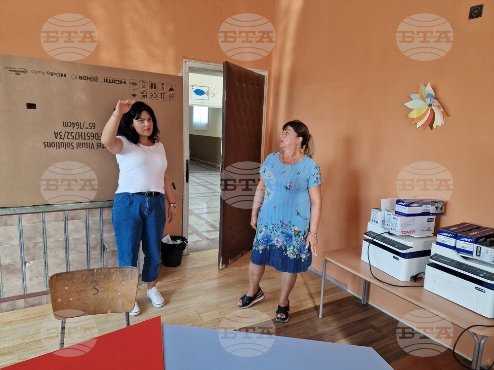 Два STEM кабинета и три високотехнологични класни стаи обособяват в основното училище в търговищкото село Подгорица