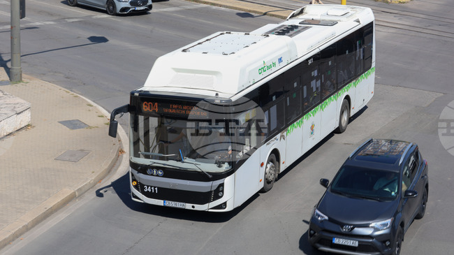 Зам.-кметът на София Виктор Чаушев предлага разширяване на автобусната мрежа с 40 километра и включване на четири зони в градския транспорт