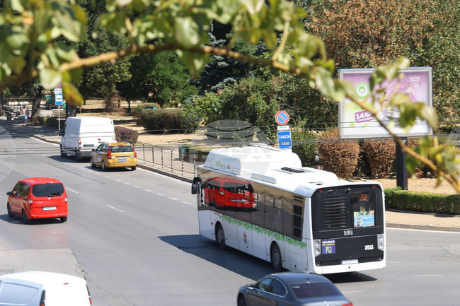 Линиите на градския транспорт в София работят днес по празнични разписания 