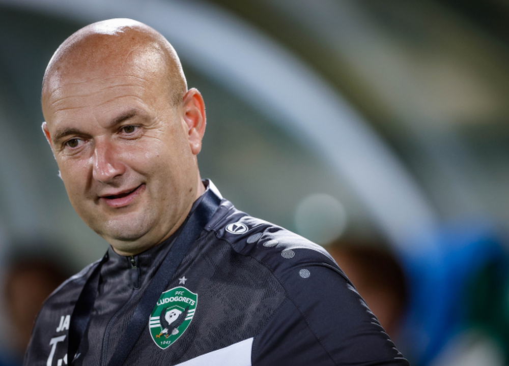 Най-важното нещо сега е да победим Черно море във Варна, ще видите оттук нататък по-умен Лудогорец, гарантира временният треньор Тодор Живондов