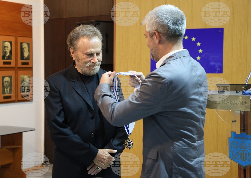 Варна - Франко Неро - почетен знак