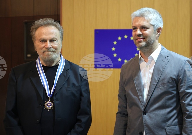 Варна - Франко Неро - почетен знак