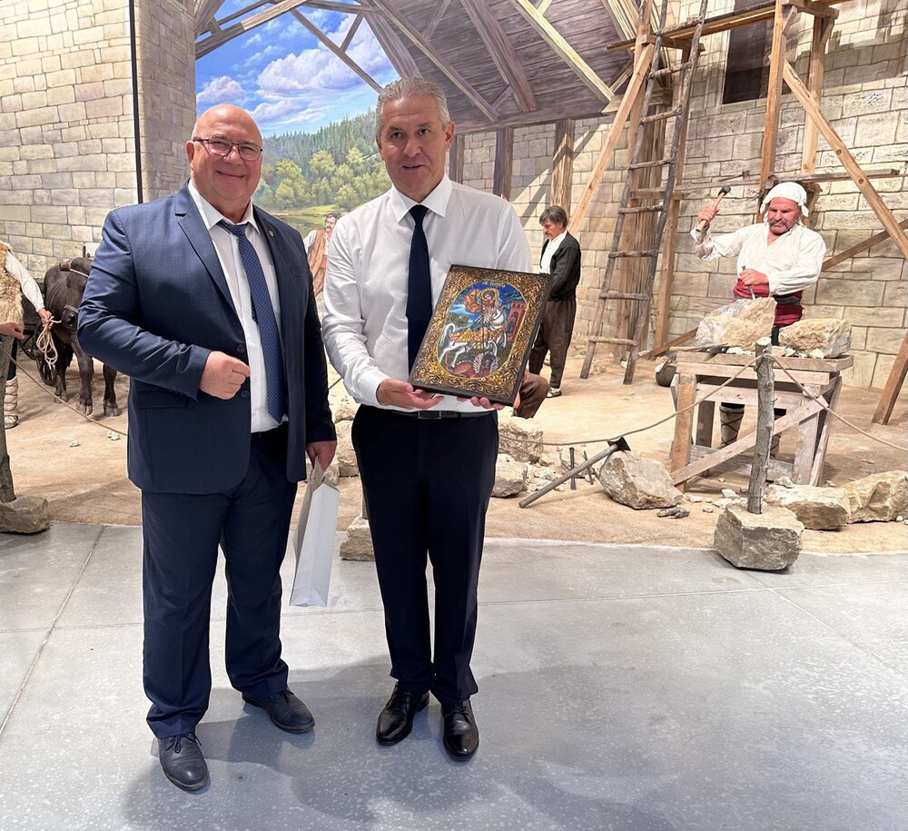 Община Русе: Зам.-кметът Енчо Енчев присъства на откриването на реставрирания мост на Колю Фичето в Бяла