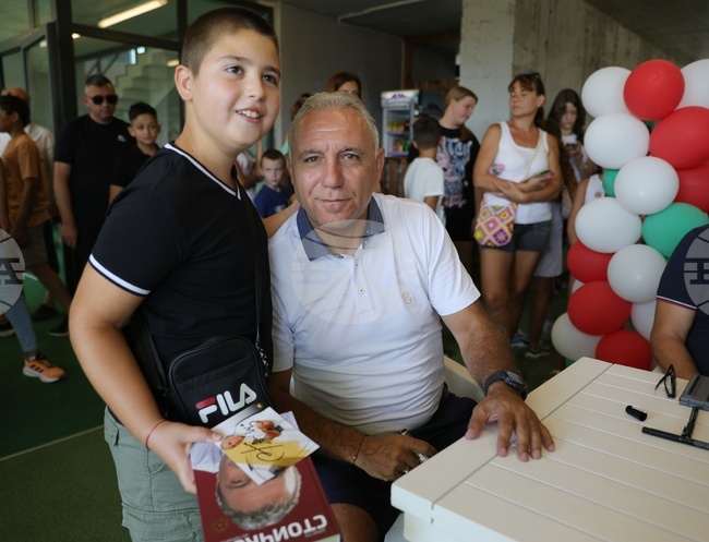  Бяла - Христо Стоичков - среща с фенове