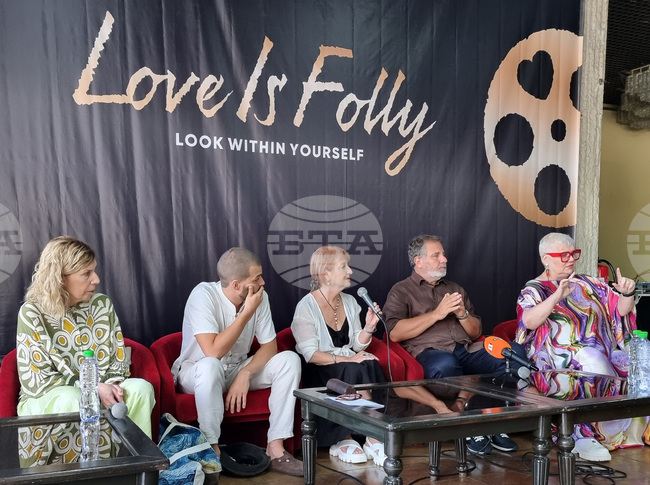 Варна - фестивал „Любовта е лудост“ - пресконференция за „Кастели романи“