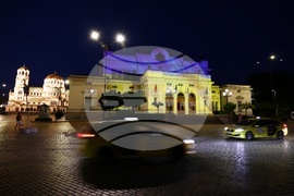 Народно събрание - фасада - осветяване