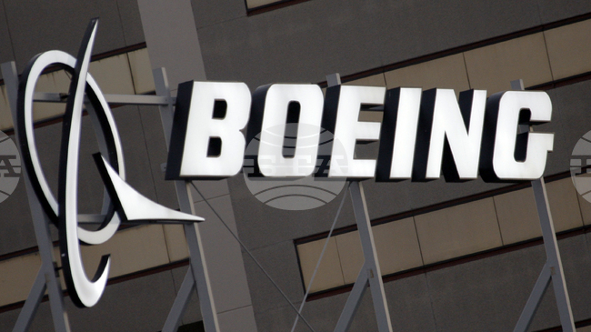 Планът на Тръмп за държавно участие не засяга големите отбранителни компании, твърдят от „Боинг“