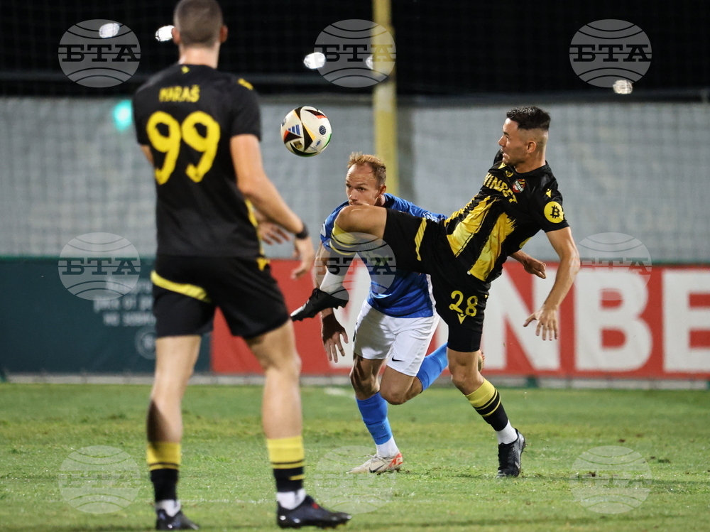 Пловдив - футбол - Ботев (Пловдив) - Спартак (Варна)