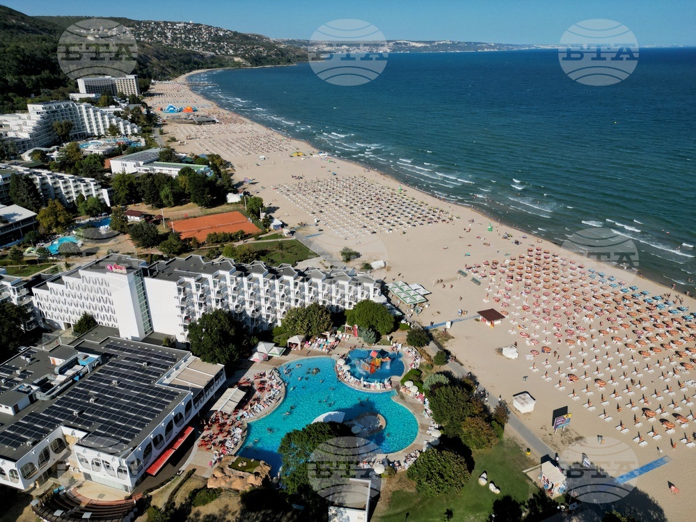 Албена - лято - туристи